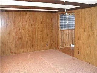 2nd image of 801 N 6th St
