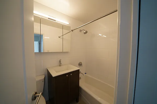 Rented by Corcoran | media 11