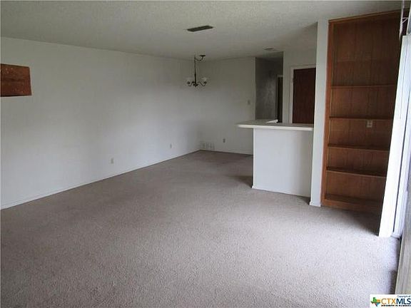 2nd image of 2207 Wheeler Ave #B