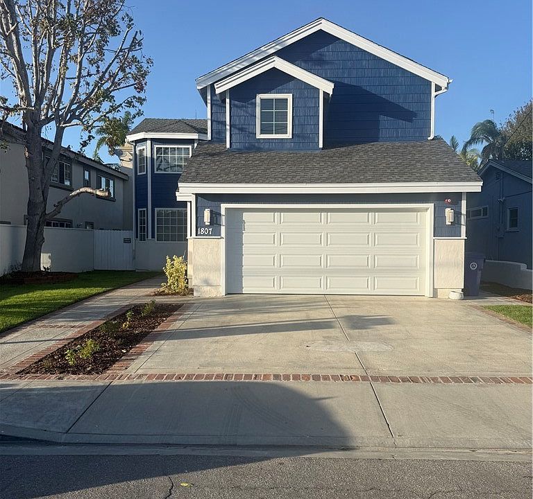 1st image of 1807 10th St