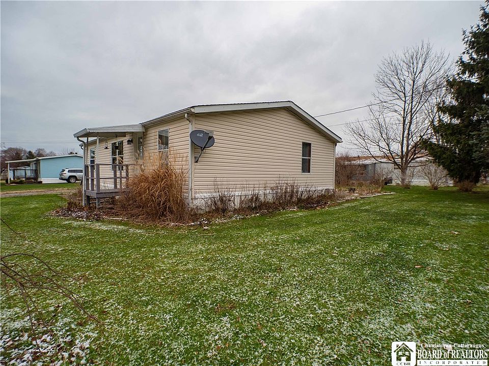 1st image of 24 Sequoia Dr #24