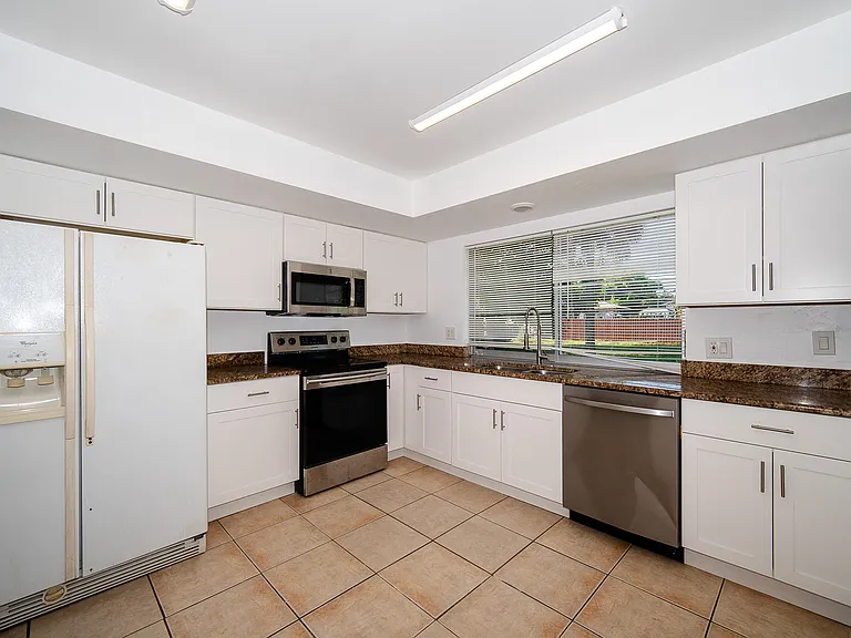 4516 22nd Pl SW — Photo 8