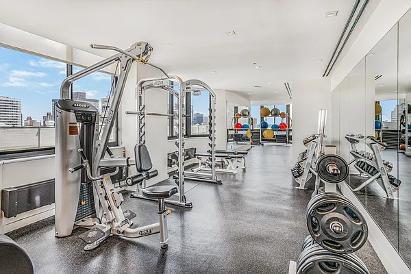 Sold by Furumoto Realty of New York City Inc | media 21