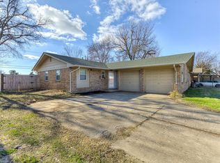1212 NW 101st St, Oklahoma City, OK 73114