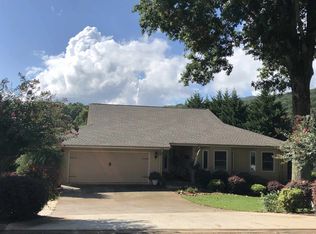 519 Cottage Crest Dr, Clarkesville, GA 30523