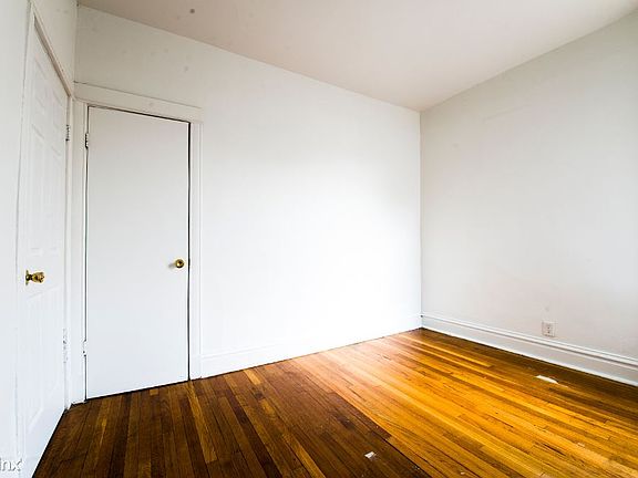 7741 S Normal Apartments Chicago Bedroom_03