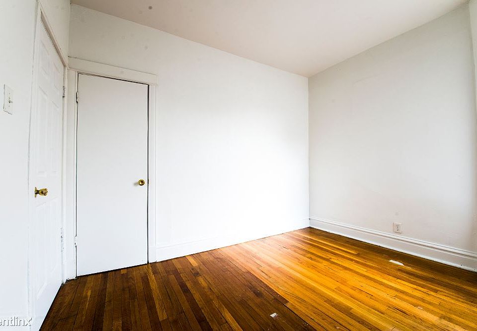 7741 S Normal Apartments Chicago Bedroom_03