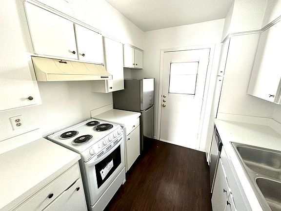 4th image of 12888 Montfort Dr APT 213