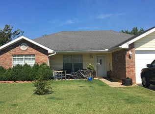 905 Rachel Ave, Bentonville, AR 72712