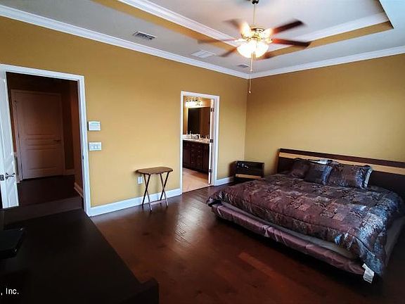 4th image of 13553 Isla Vista Dr