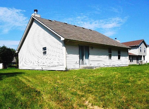 2nd image of 5941 Candlewick Dr