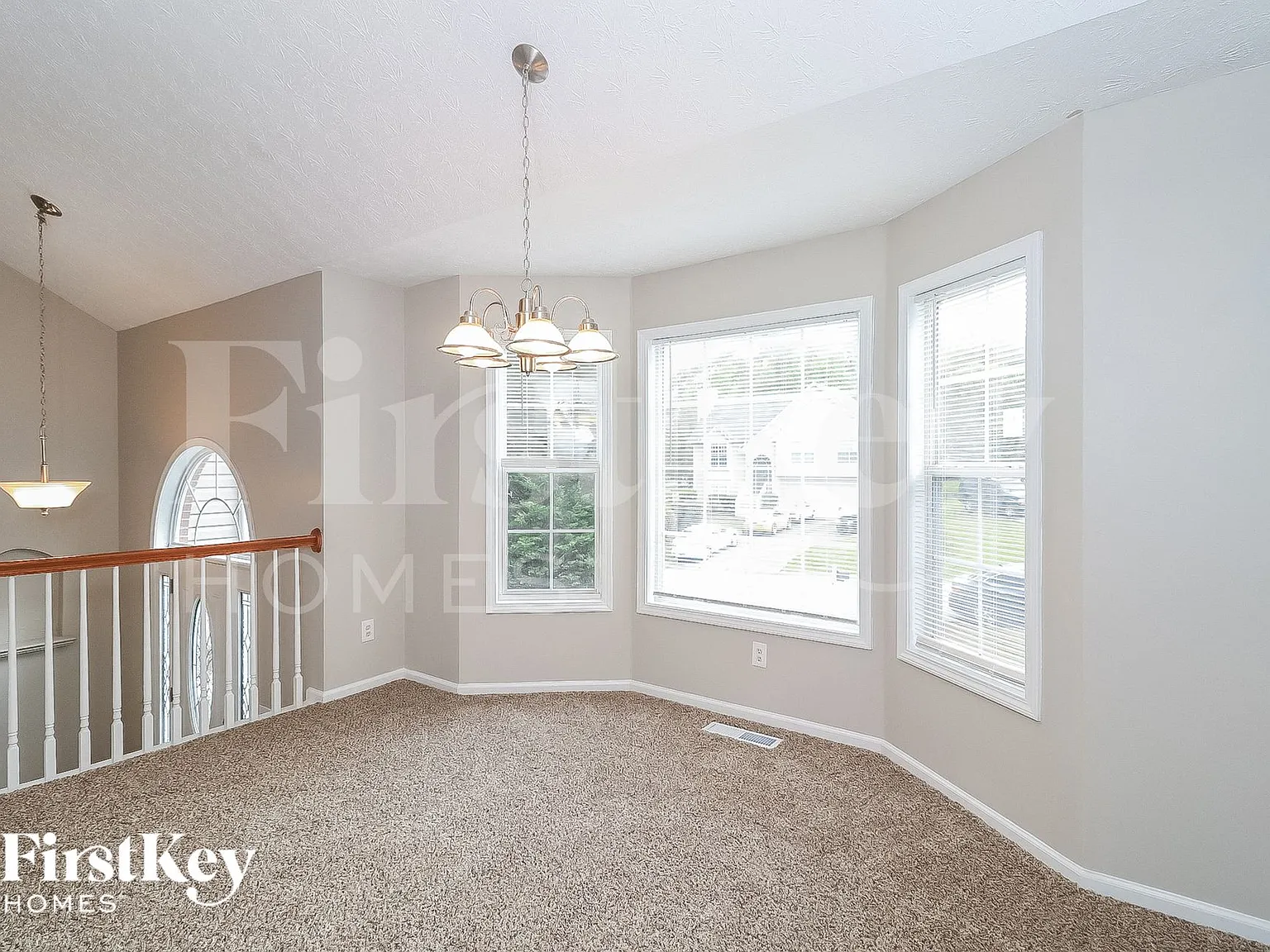 4 bed, 2.0 bath, 2011 sqft, $2,315 — Photo 4