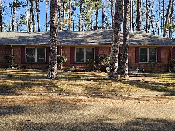 2nd image of 160 Bristol Blvd