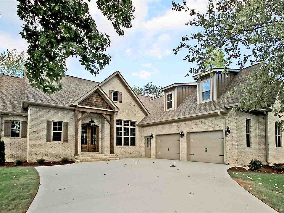 1st image of 203 Eagle Nest Ct