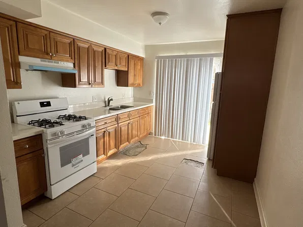 1195 Valencia Ave, Hemet, CA