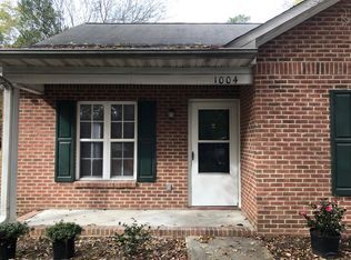 1004 S 10th St, Lillington, NC 27546