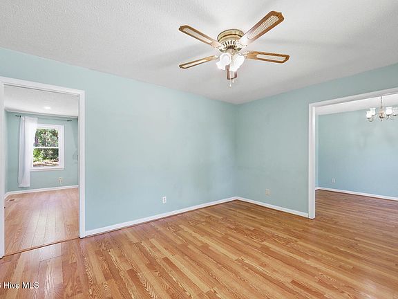 2nd image of 5987 Brookcliff Road