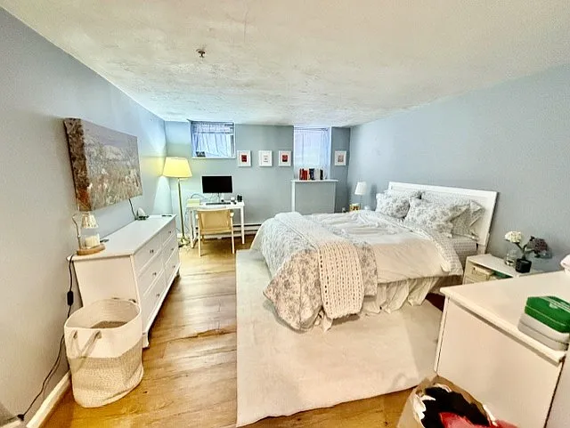 17 Thacher St #1 — Photo 23