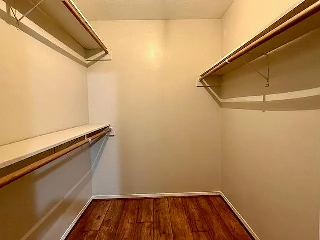 3602 Chapel Square Dr — Photo 25