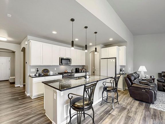3rd image of 6712 Sea Oats Drive