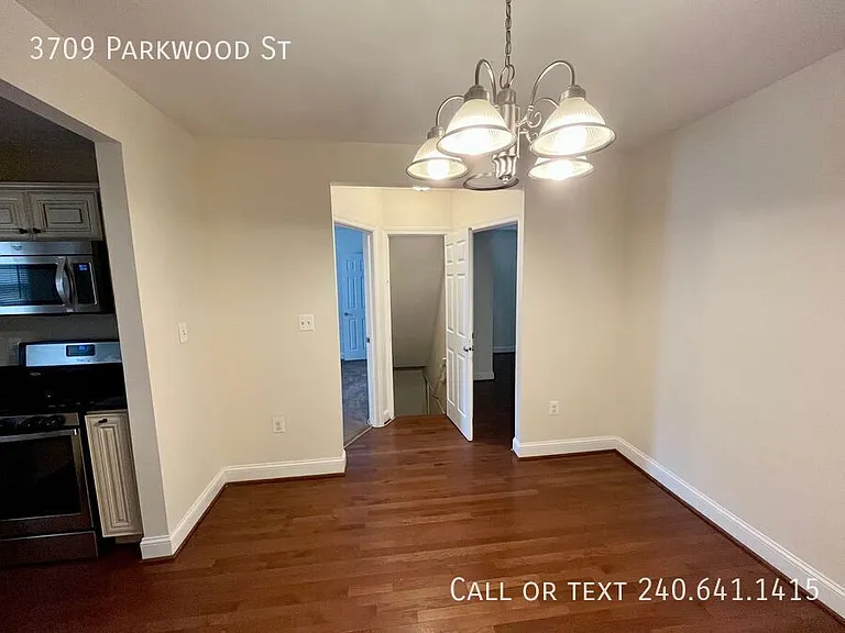 3709 Parkwood St — Photo 6