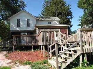 1110 I Ave, Grundy Center, IA 50638