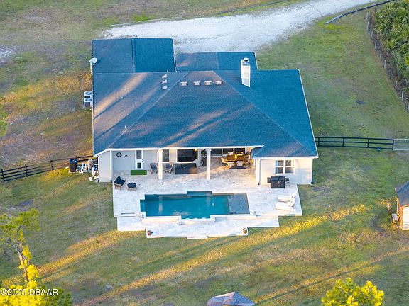 2nd image of 720 Napoli Ln