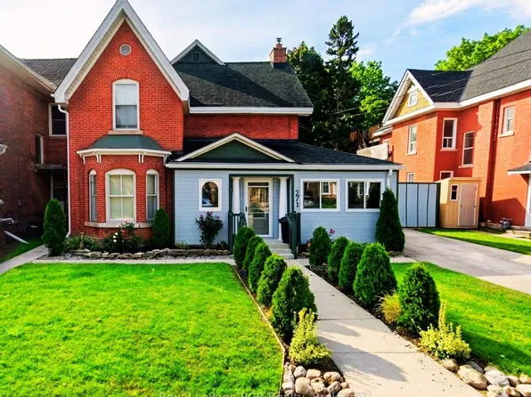 271 7th St E, Owen Sound, ON N4K 1H8
