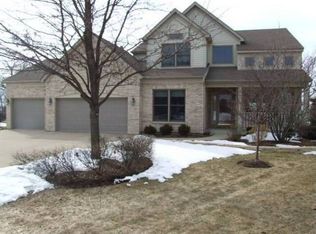 618 Aspen Ct, Antioch, IL 60002