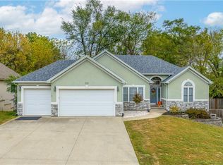 211 Westgate Cir, Warrensburg, MO 64093