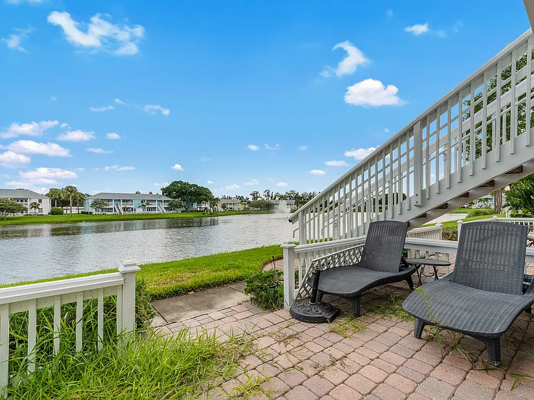 204 Pompano Dr SE #A — Photo 33
