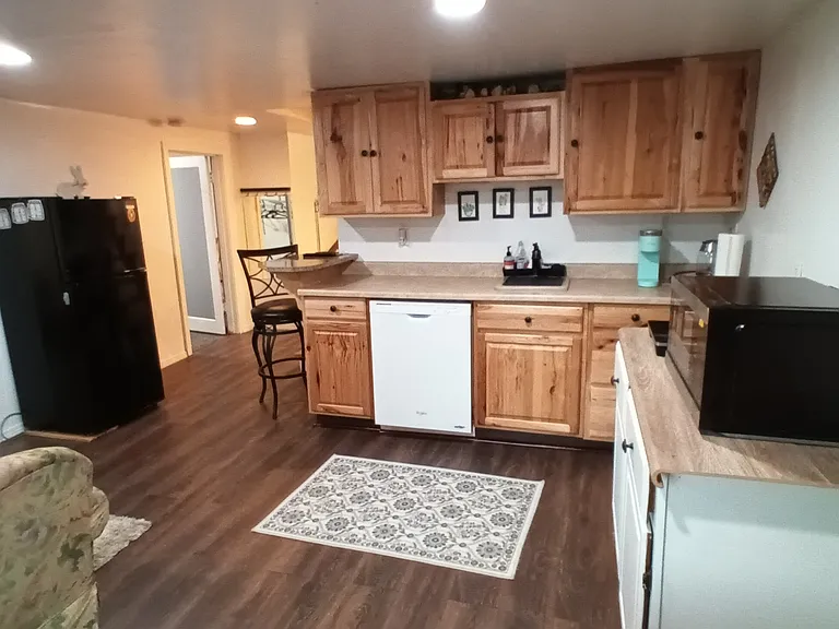 basement mini kitchen. No stove