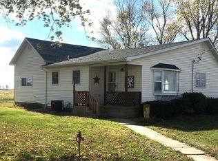 1446 18th Ave, Greenville, IL 62246