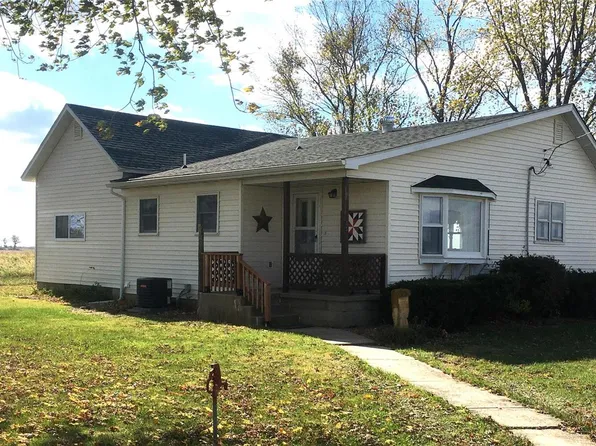 1446 18th Ave, Greenville, IL 62246