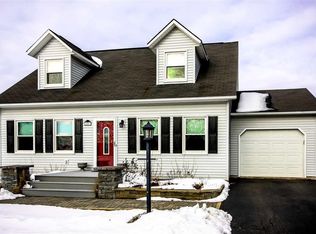 1427 Castleridge Rd, Castleton, NY 12033