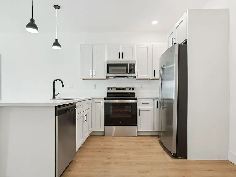 The Milk Stacks: Boutique Luxury Living in Downtown Orlando's Milk District — Photo 51