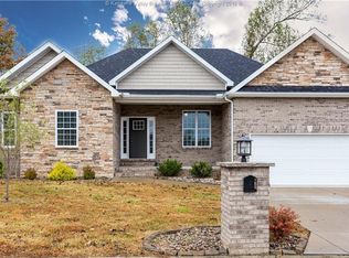 109 Smelser Ln, Milton, WV 25541