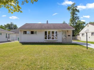 29487 Florence St, Garden City, MI 48135