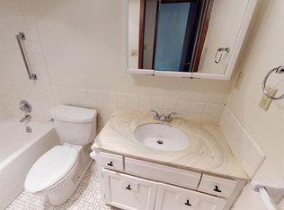 34 12th Ave N #4964655, Hopkins, MN 55343