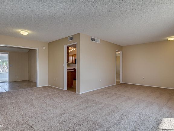 5th image of 10947 W Saratoga Cir