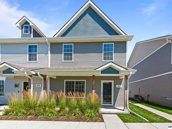 2253 Aaron Way, Fremont, NE 68025