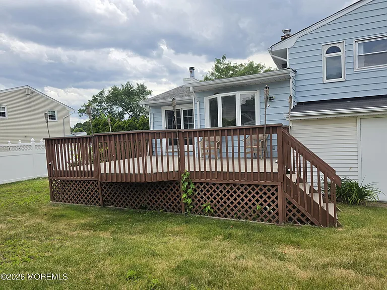 42 Richards Dr — Photo 26