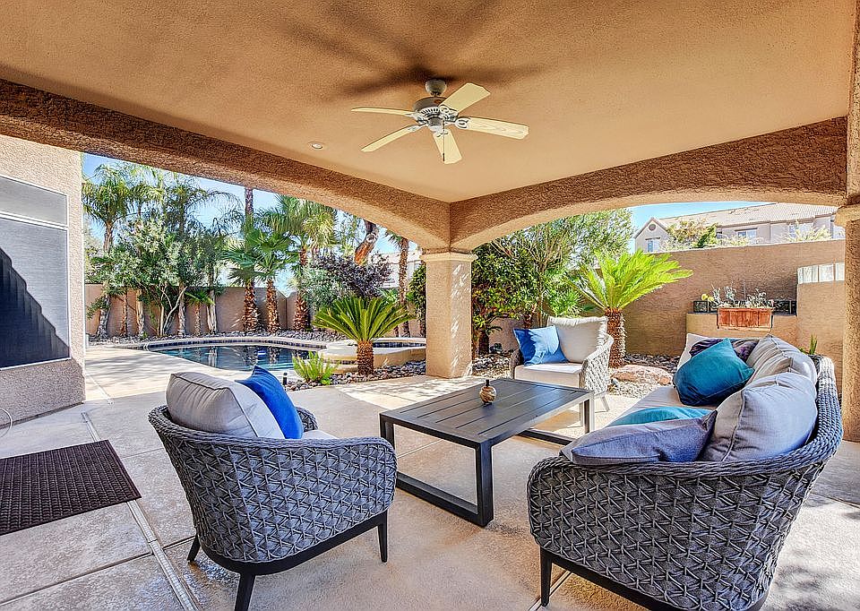 2nd image of 8413 Willow Point Ct
