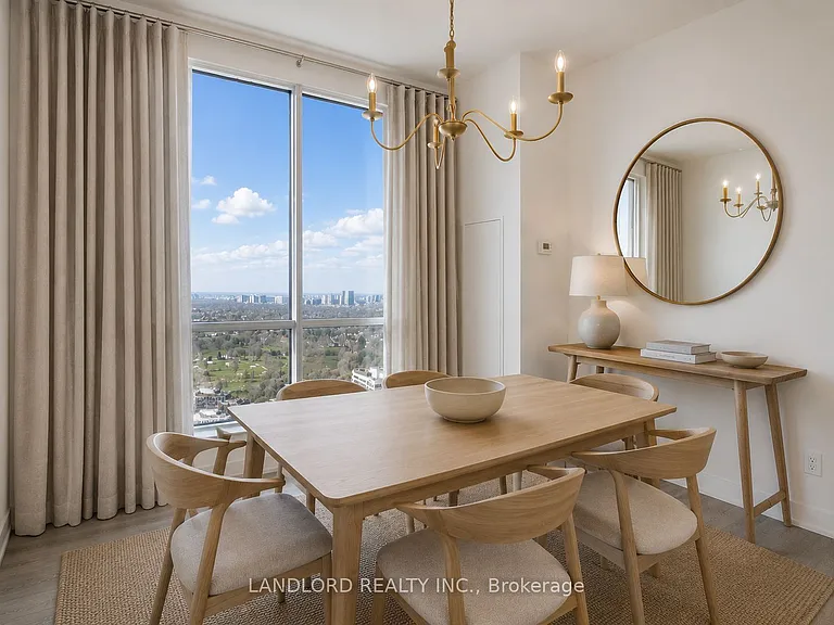 5 Mabelle Ave #Penthouse 33 — Photo 5
