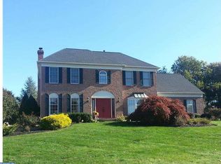3 Hunter Dr, Thornton, PA 19373