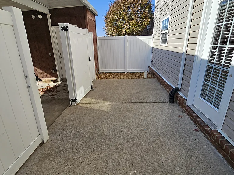 Courtyard Area w/ Privacy Fence