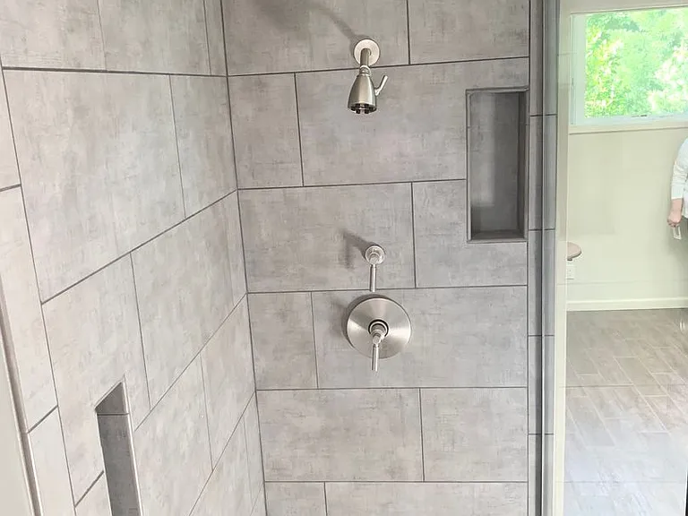 751 N Harper Ave — Photo 3