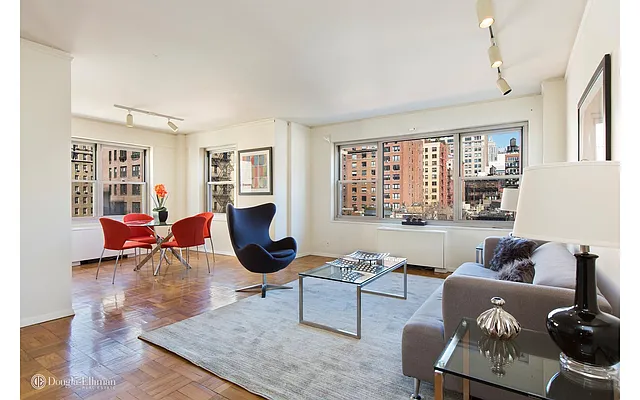 Sold by Douglas Elliman | media 26