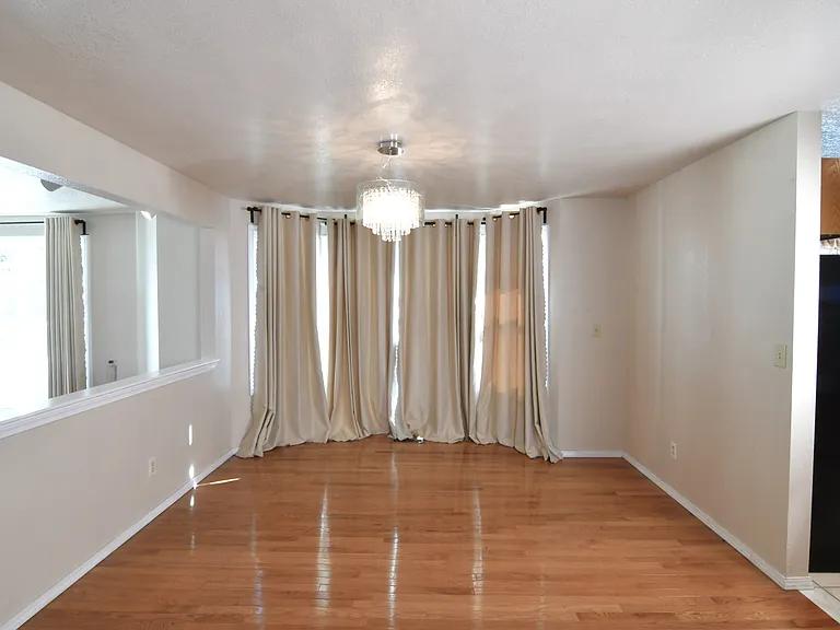 2739 Walker Ct SE — Photo 7