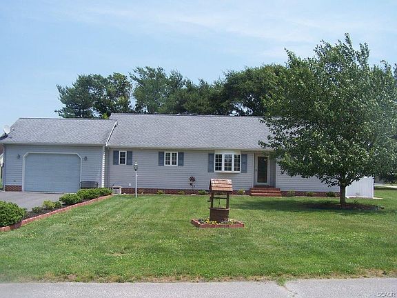 2nd image of 21645 North Dr